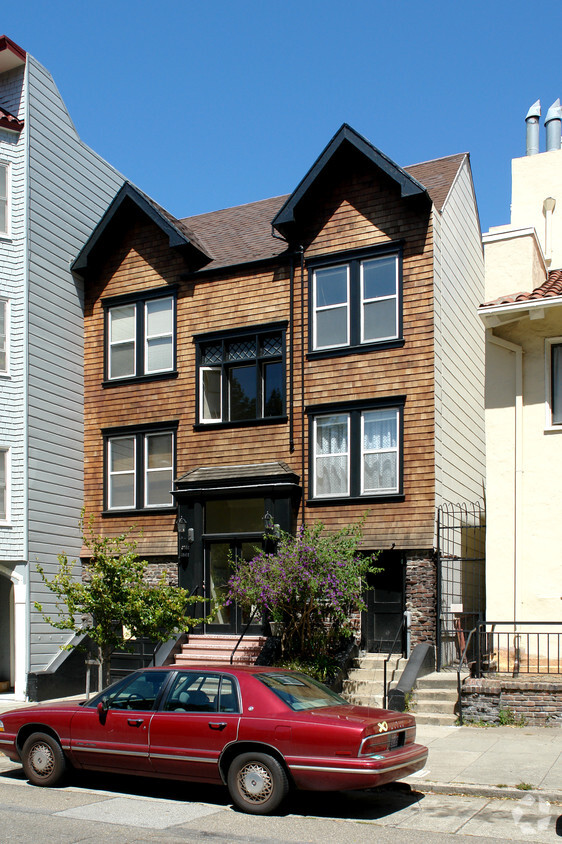 Building Photo - 3860-3866 Sacramento St