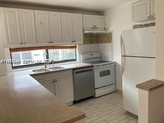 Foto del edificio - 17021 N Bay Rd