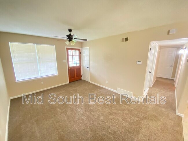 Building Photo - 5123 Corkwood Dr