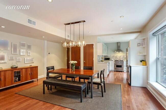 Foto del edificio - 133 Sterling Pl