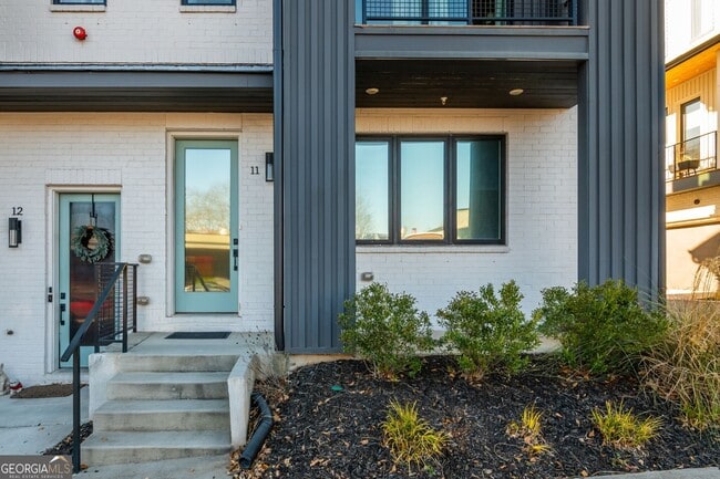 Building Photo - 2347 Hosea L Williams Dr SE