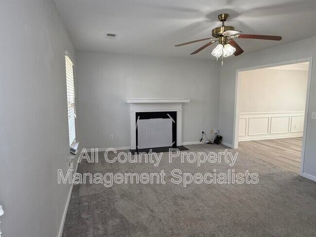 Foto del edificio - 179 Vermillion Dr