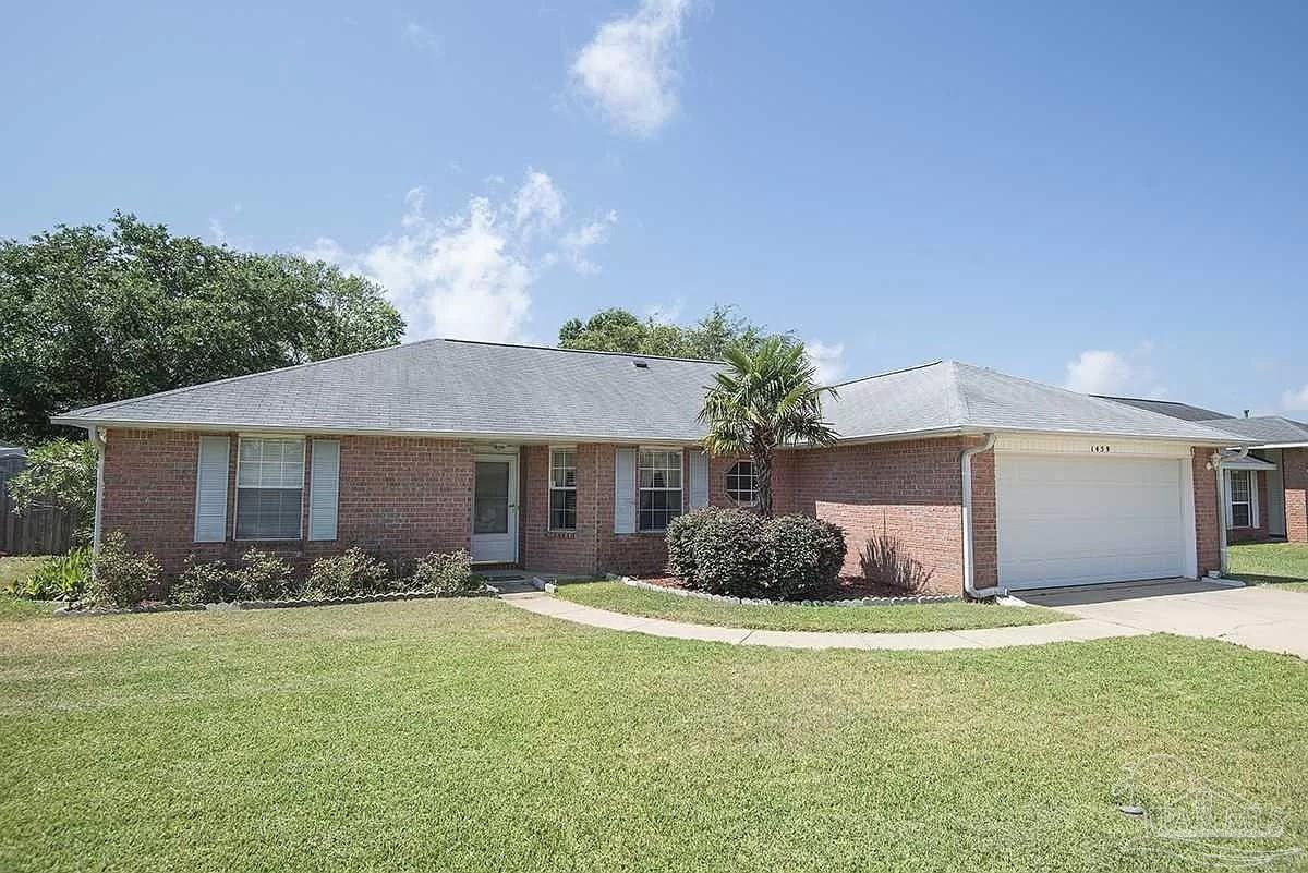 Primary Photo - 1459 Cacao Ln