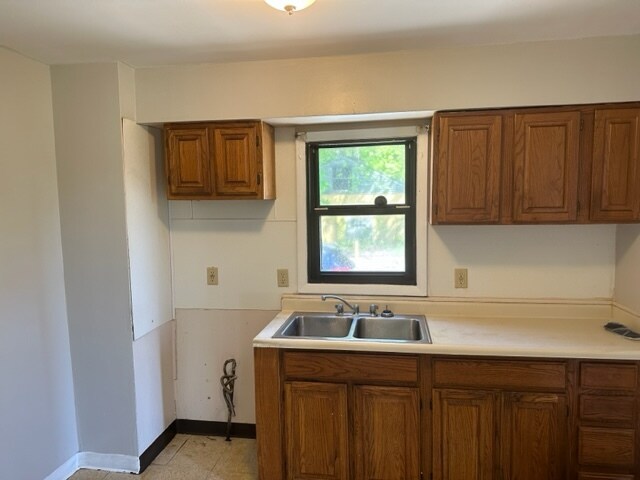 Primary Photo - 210 Thornton Ave
