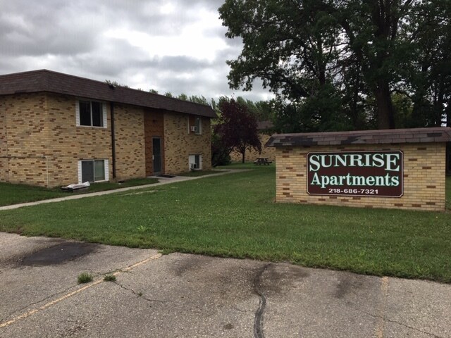Foto del edificio - Sunrise Apartments
