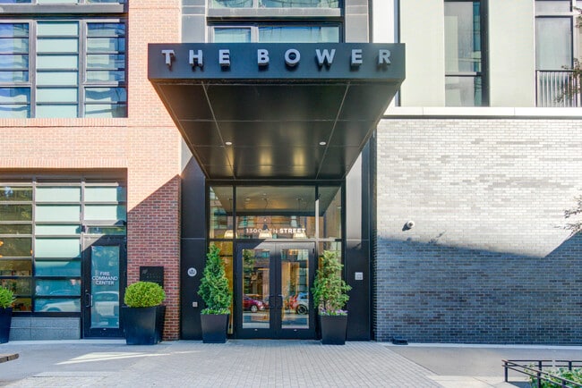 Foto del edificio - 1300 4th St SE