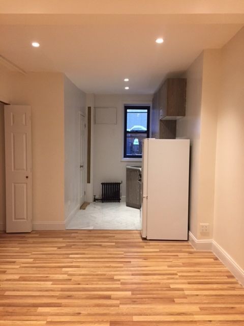 Primary Photo - 1132 1st Avenue