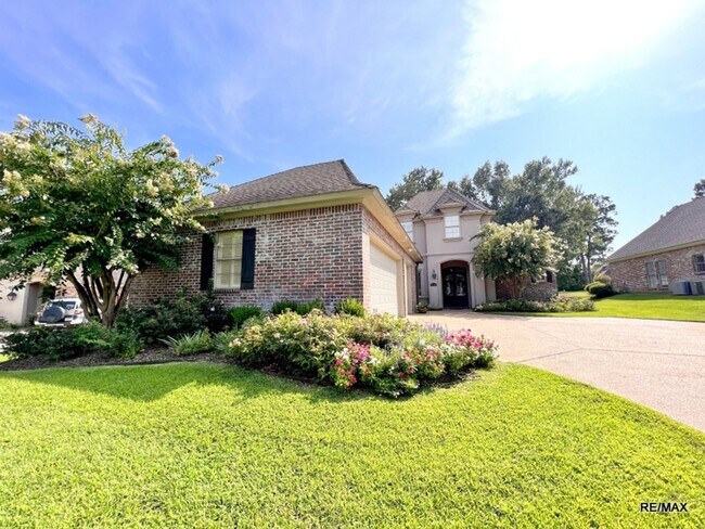 Foto del edificio - Southern Beauty with Golf Course View