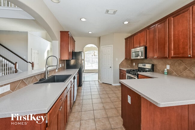 Foto del edificio - 7206 Emerald Run Ln