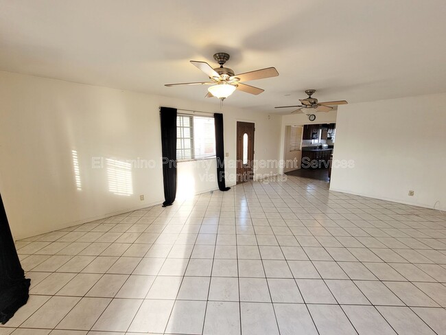 Foto del edificio - 734 Williamson Ave