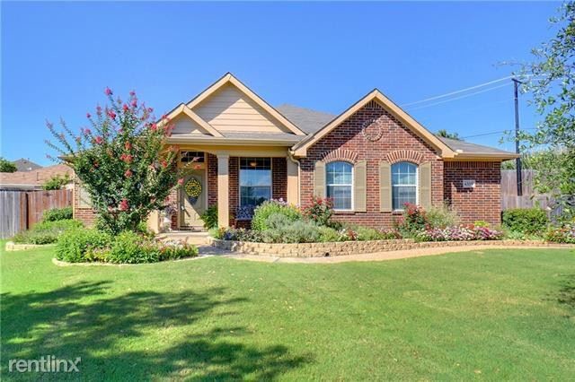 Primary Photo - 4 br, 3 bath House - 6333 Pebble Beach Court