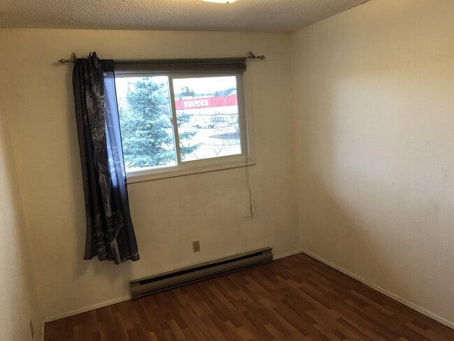 Photo du bâtiment - 1830 17th Ave