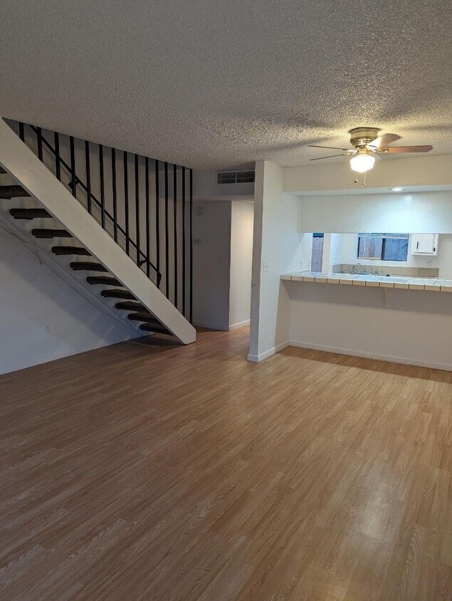 Foto del edificio - 4413 Isla Verde St