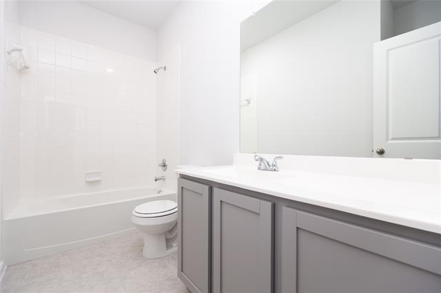 Building Photo - 2068 Hartley Dr