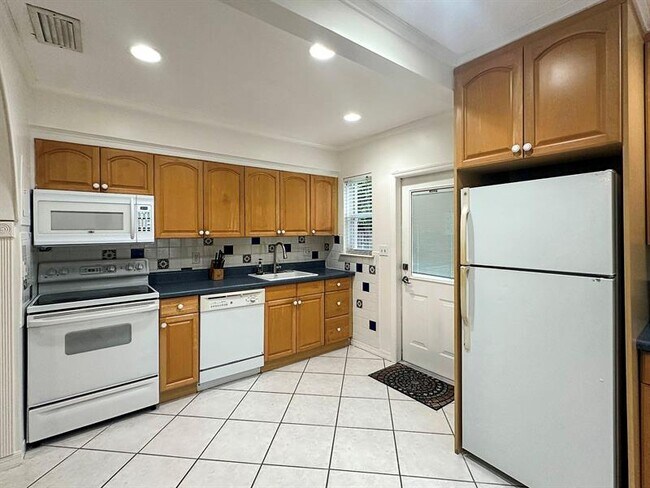 Foto del edificio - 1613 NW 4th Ave