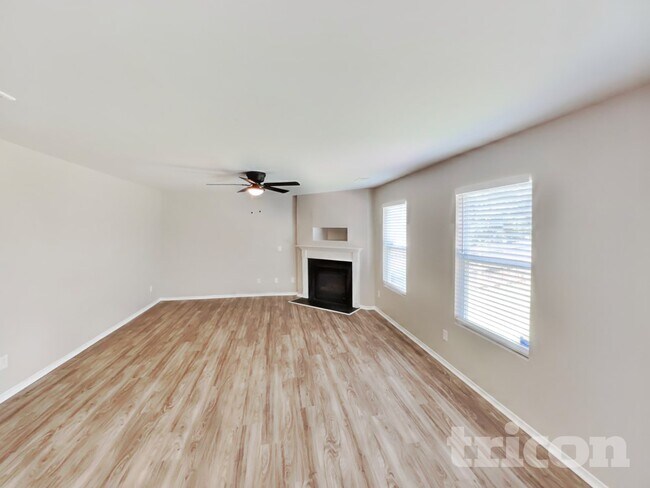 Foto del edificio - 5337 Liberty Hall Cir