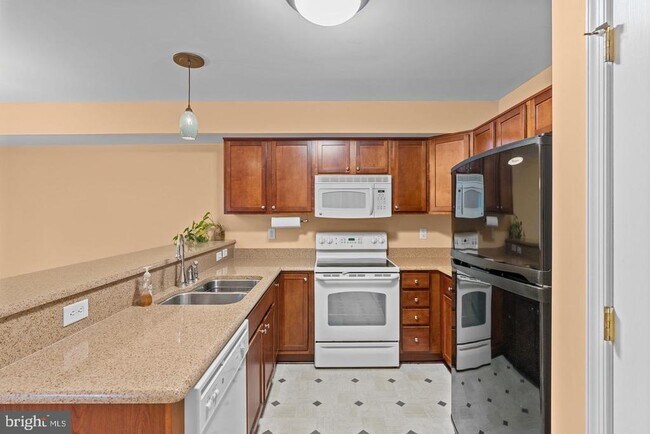 Foto del edificio - 112 Oaklea Rd