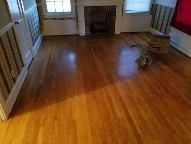 Building Photo - 119 Highland Cir