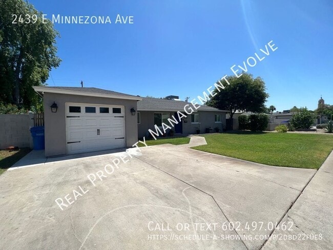Building Photo - 2439 E Minnezona Ave