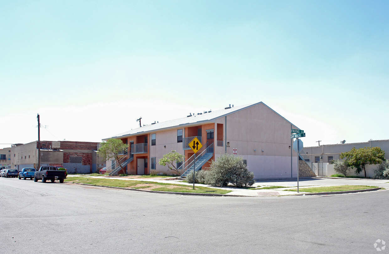 Primary Photo - 3030 Frutas Ave