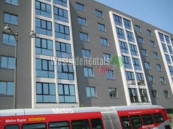 Foto principal - 3183 Wilshire Blvd