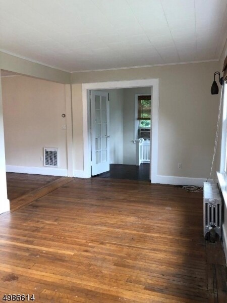 Building Photo - 299 Belleville Ave