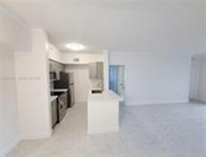 Foto del edificio - 11715 W Atlantic Blvd