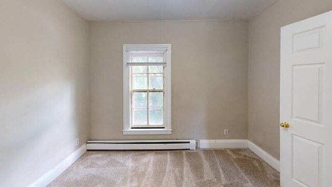 Building Photo - 424 N State St