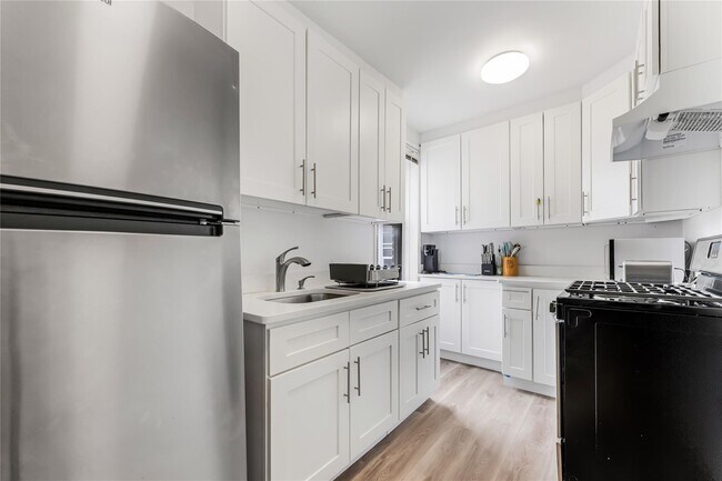 Foto del edificio - 103-26 68th Ave