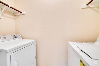Building Photo - 4220 Creede Dr