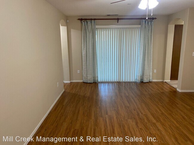 Foto del edificio - 3 br, 2 bath House - 432 Edgewater