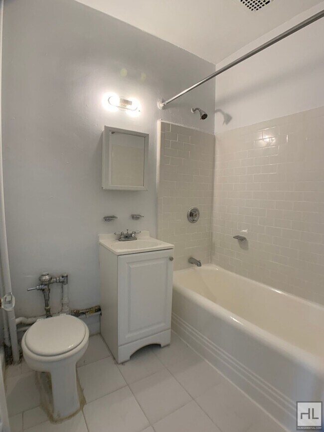 Foto del edificio - E 58TH ST