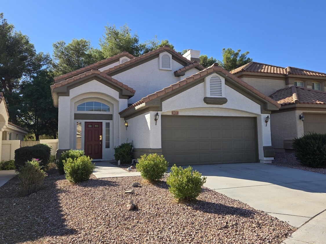 Primary Photo - 9433 Valencia Canyon Dr