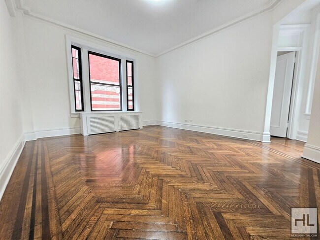 Building Photo - 2nd-Floor 1-Bedroom on the Upper West Side
