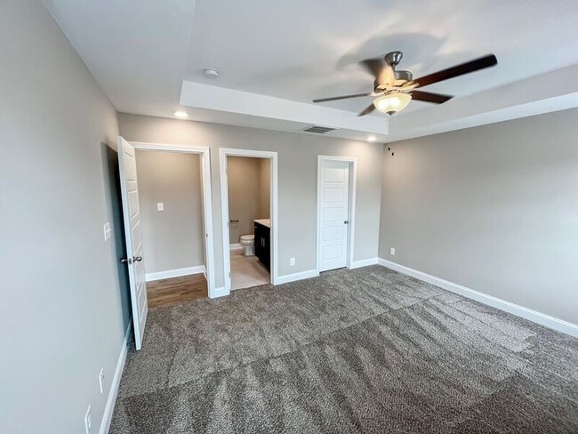 Building Photo - 142 Ardell Dr