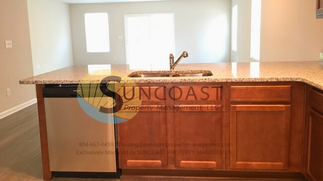Building Photo - HOT DEAL 4 Bed/2 Bath home on the Westside!