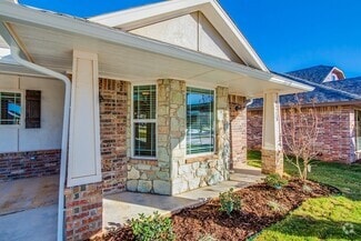 Building Photo - 5605 Goldfinger Rd