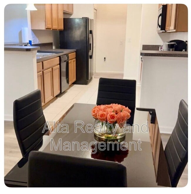 Foto del edificio - 7071 Deer Lodge Cir