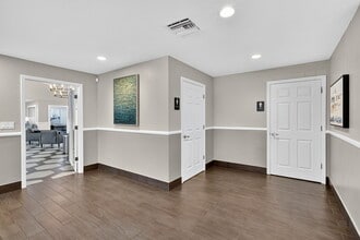 Building Photo - Cascades at Clear Lake Apartments