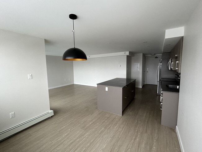 Photo du bâtiment - 5633-5633 Fenwick St