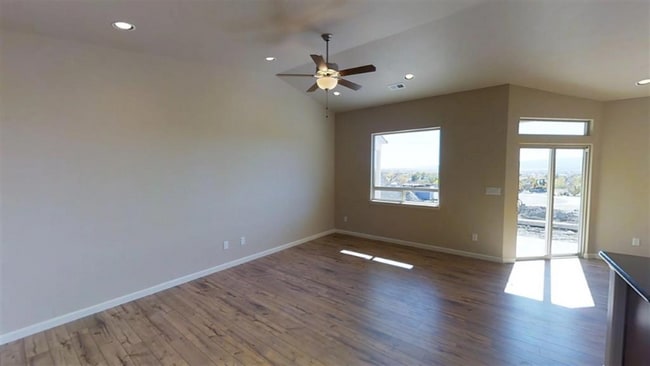 Building Photo - 578 Rio Grande Dr