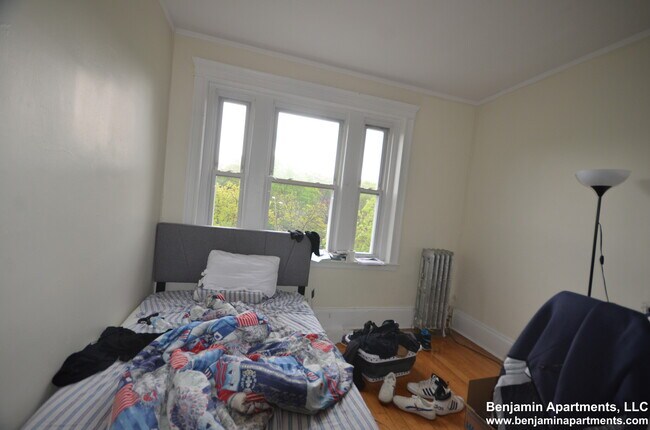Foto del edificio - 1822 Beacon St