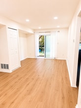 Building Photo - 15128 Beverly Dr