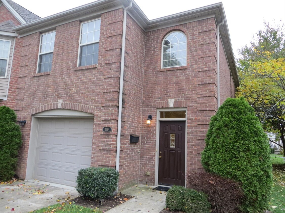 2601 Longleaf Pl, Lexington, KY 40503 Townhome Rentals in Lexington
