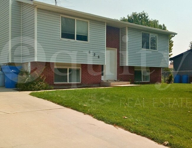 Building Photo - 626 N 1025 W