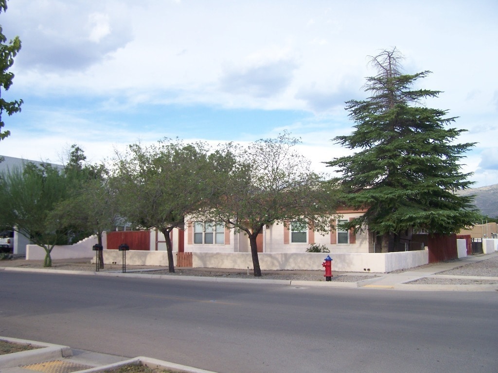 Foto principal - Cute 2 Bd / 1 Ba Home - A must see!