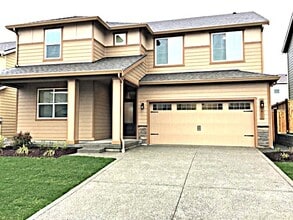 Building Photo - 1011 Riggs Dr E