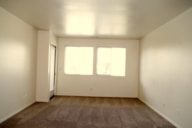 Foto del edificio - 6787 W Overland Rd