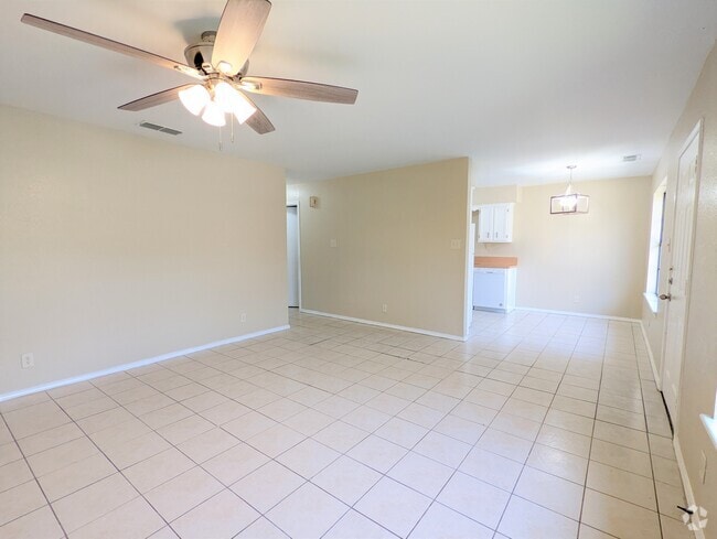 Building Photo - 131 Las Palmas St