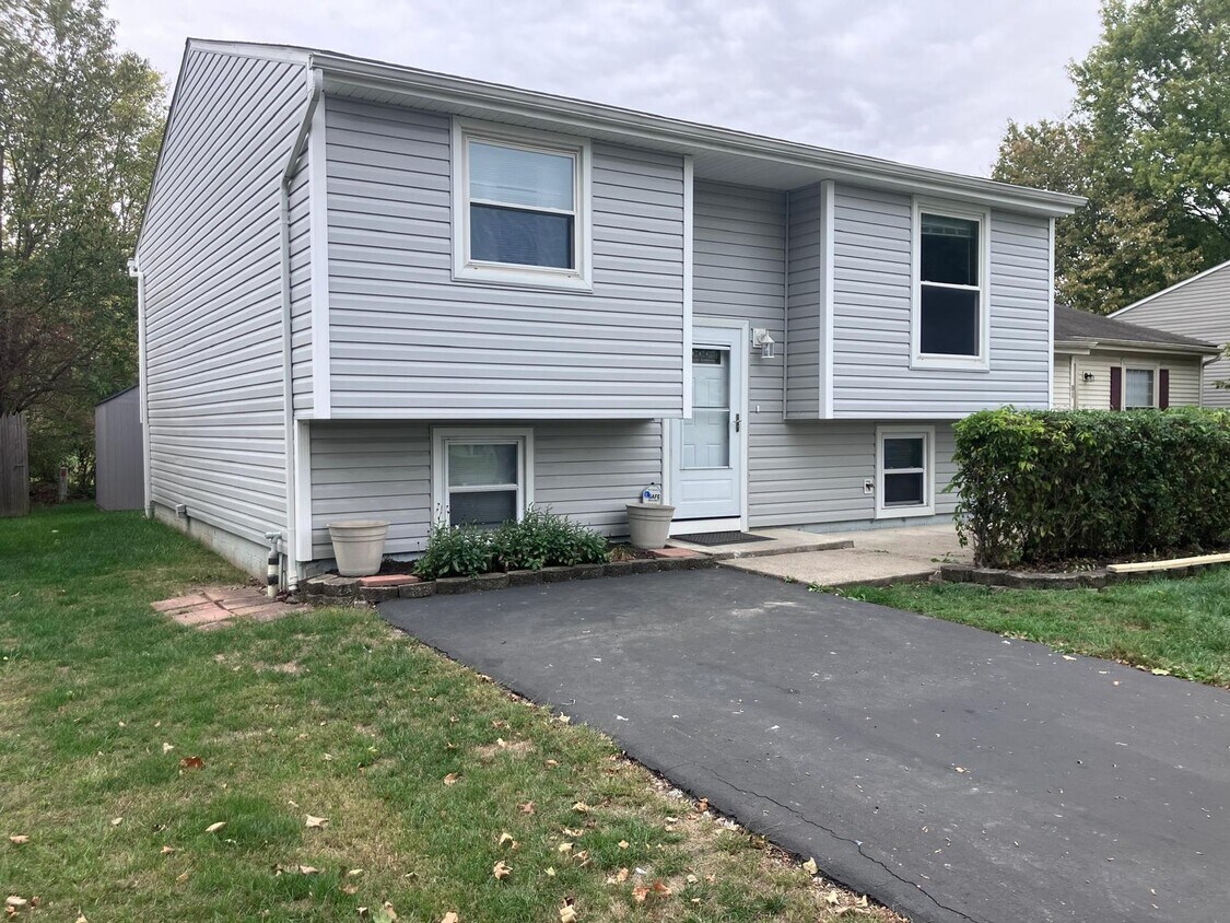 Foto del edificio - 3019 Hubbardton Pl